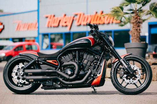 Customized Harley Davidson V Rod Vrsc Motorcycles By Thunderbike