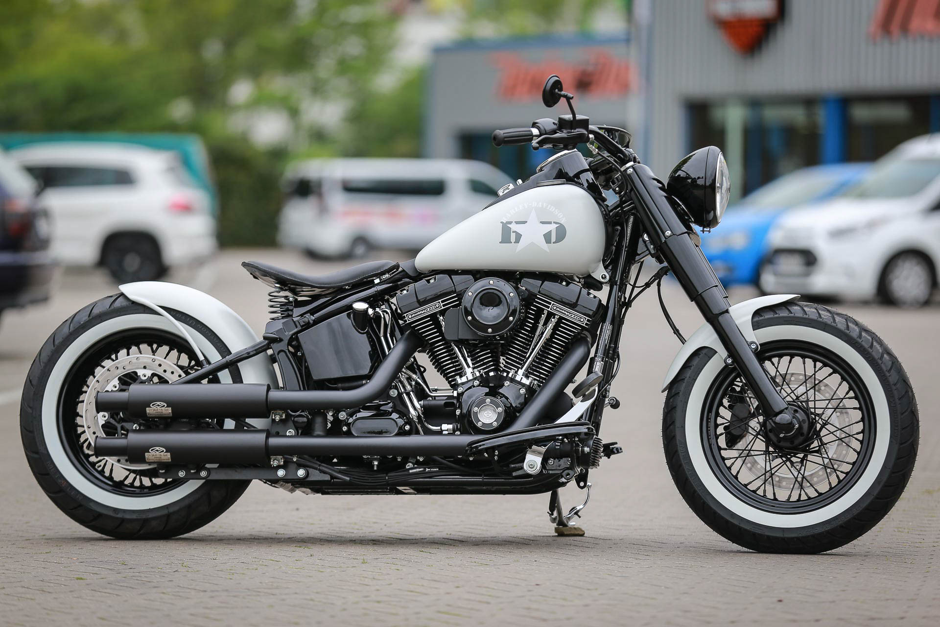 Thunderbike White Star • H-D Softail Slim FLSS Custom Motorcycle