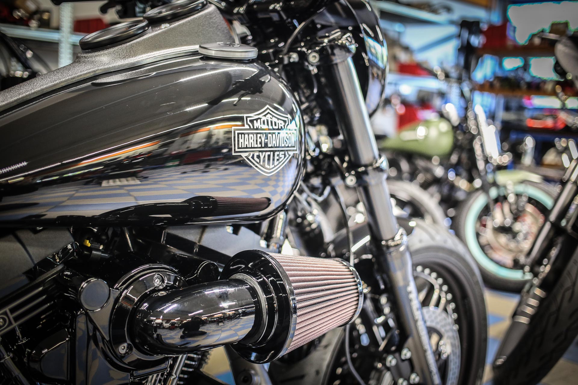 Thunderbike Blackline 2 • Custombike & Harley-Davidson Gallery