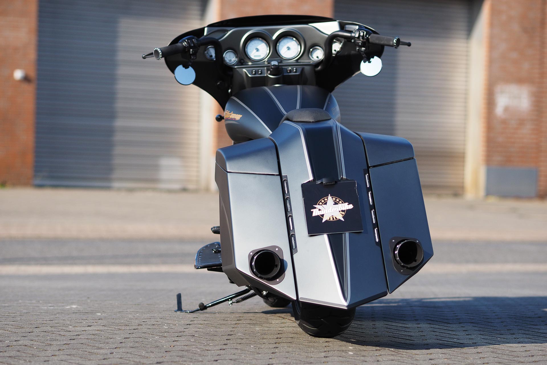 Thunderbike Black Money Machine • H-D Street Glide FLHX Custom