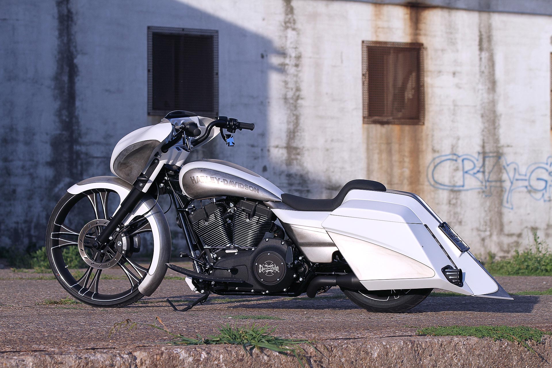 Thunderbike Silver White • H-D Street Glide FLHX Custom Motorcycle