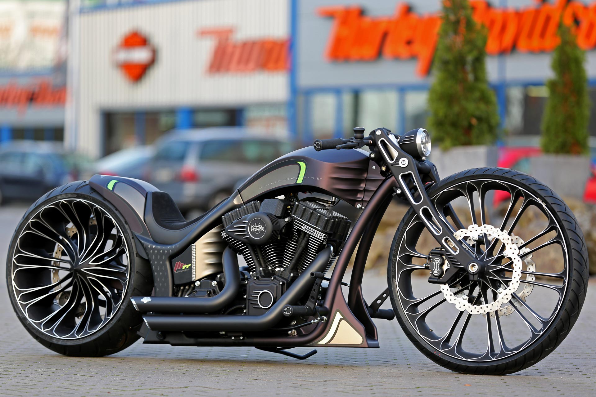 Thunderbike Production-R 2 • Custombike & Harley-Davidson Gallery