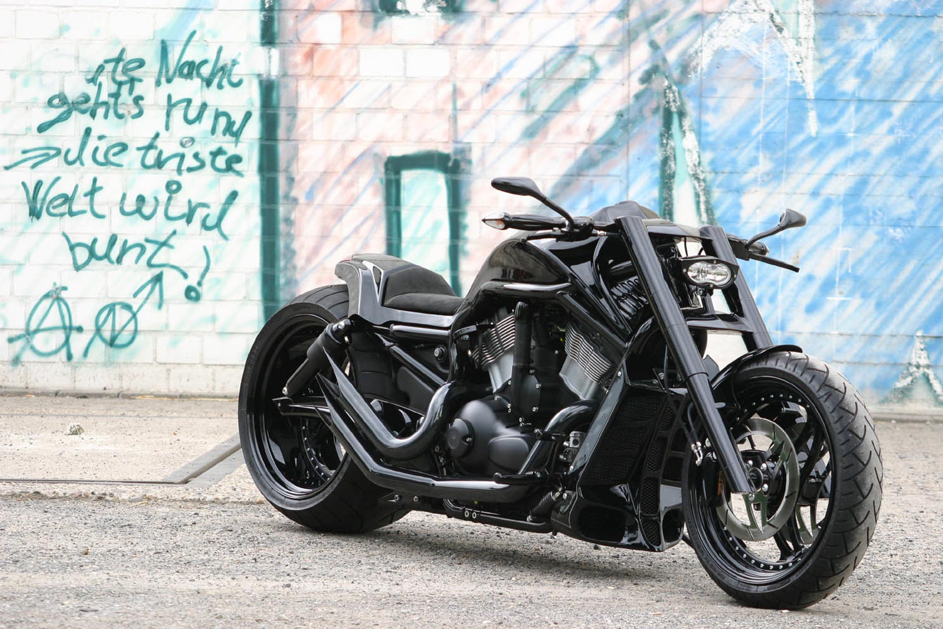 Harley v Rod Custom