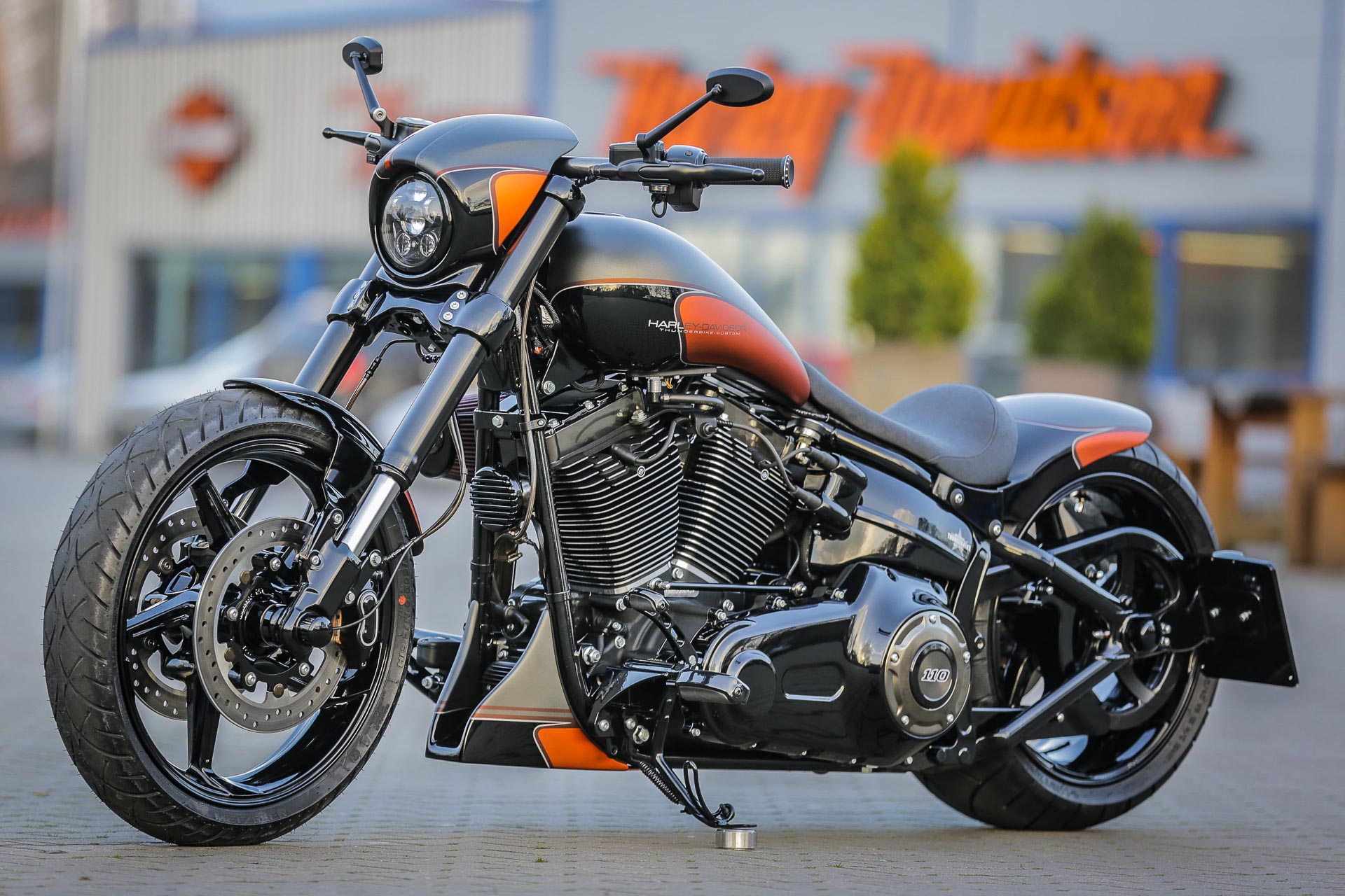 Харлей Дэвидсон CVO Softail