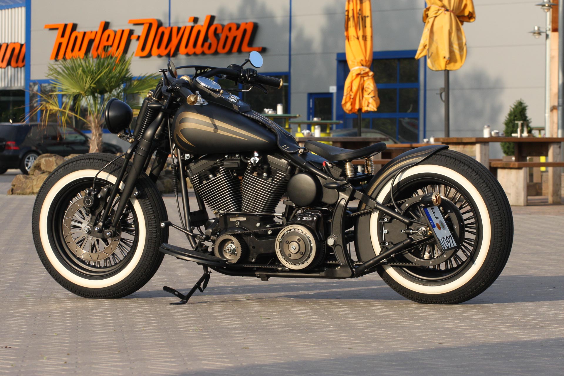 Харлей Дэвидсон мото FXSTS Softail Springer