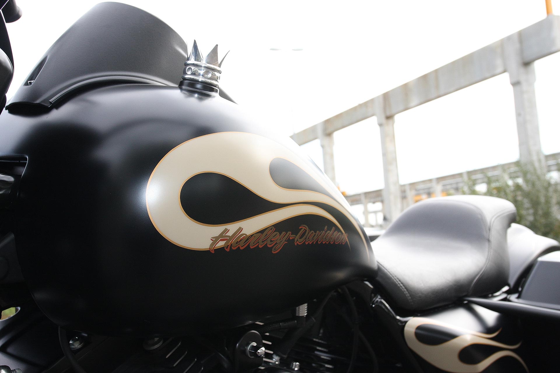 Thunderbike Roadrunner • H-D Road King FLHR Custom Motorcycle