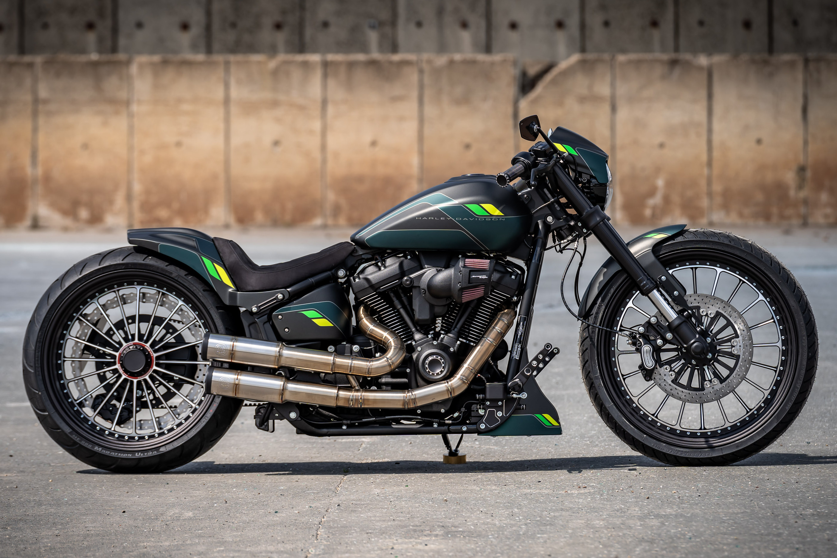 Thunderbike GT-4 • Custombike & Harley-Davidson Gallery