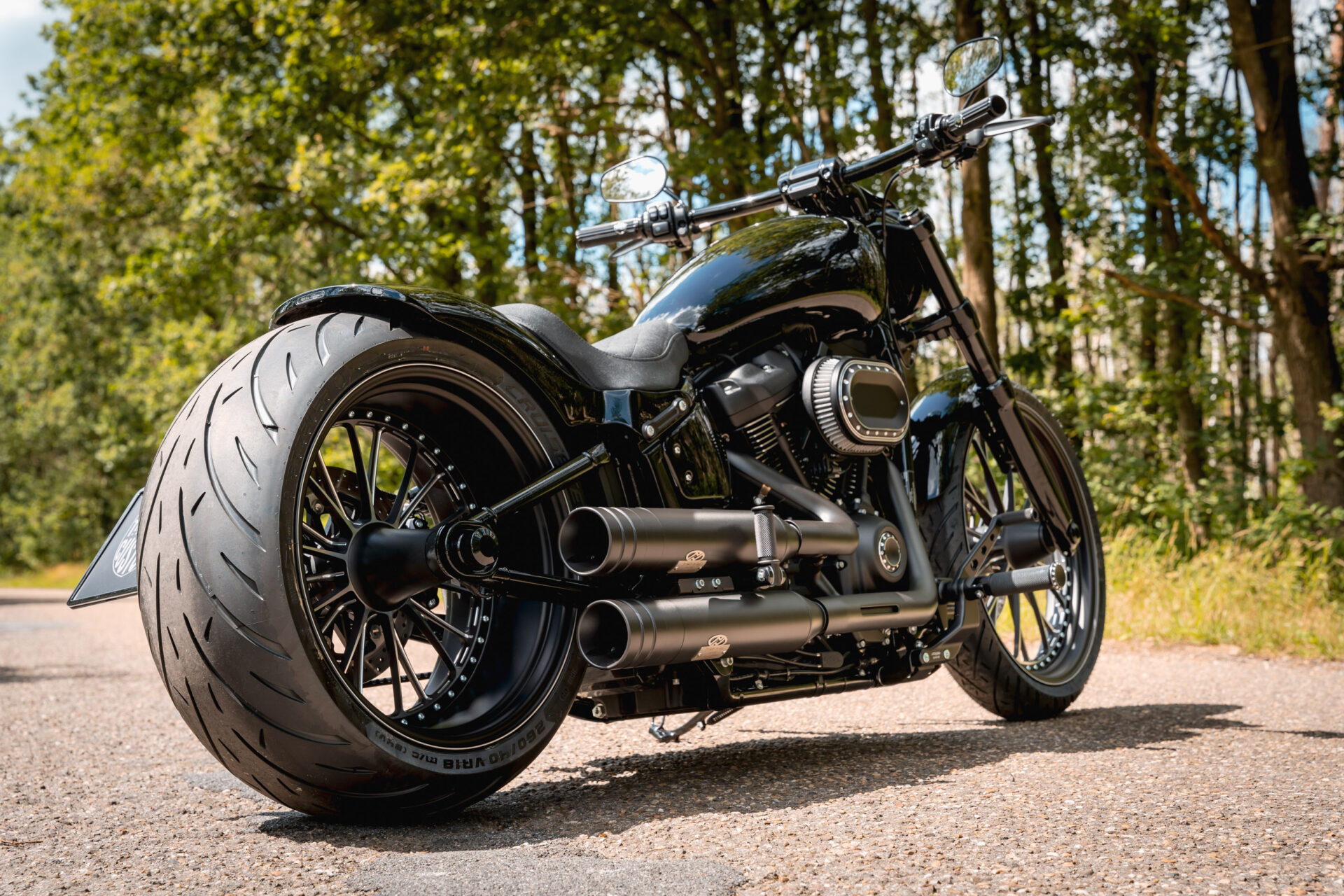 overrasket undertrykkeren Ombord Thunderbike Dark Soul • customized Harley-Davidson Breakout FXBRS